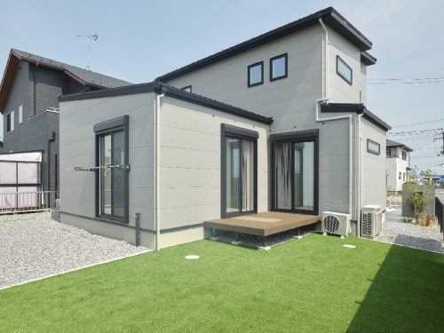 滋賀県 アヤホームの、土地を活かした注文住宅の事例