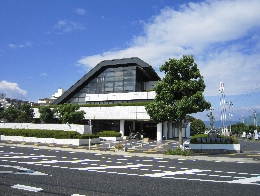 草津市立図書館