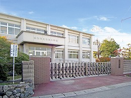 市立篠原小学校