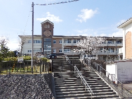 市立雄琴小学校