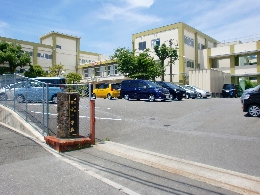 市立日吉中学校