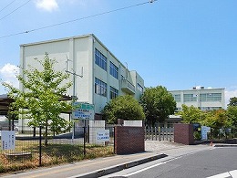 市立老上小学校