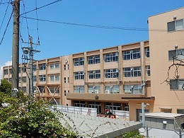 市立老上中学校