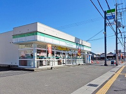 ファミリーマート草津青地店