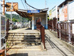 京阪滋賀里駅