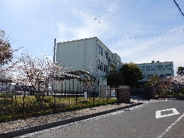 市立老上小学校