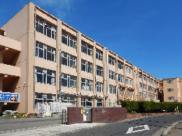 市立老上中学校